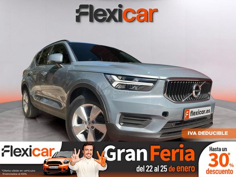Foto del VOLVO XC40 T2 Momentum Pro