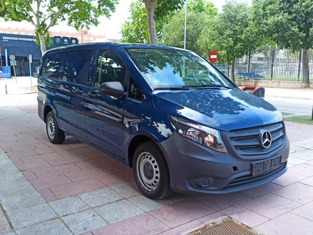 Foto del MERCEDES Vito Furgón 110CDI tD Base Larga