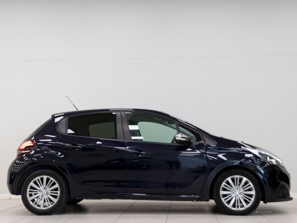 Foto del PEUGEOT 208 1.5 BlueHDi S&S Active 100