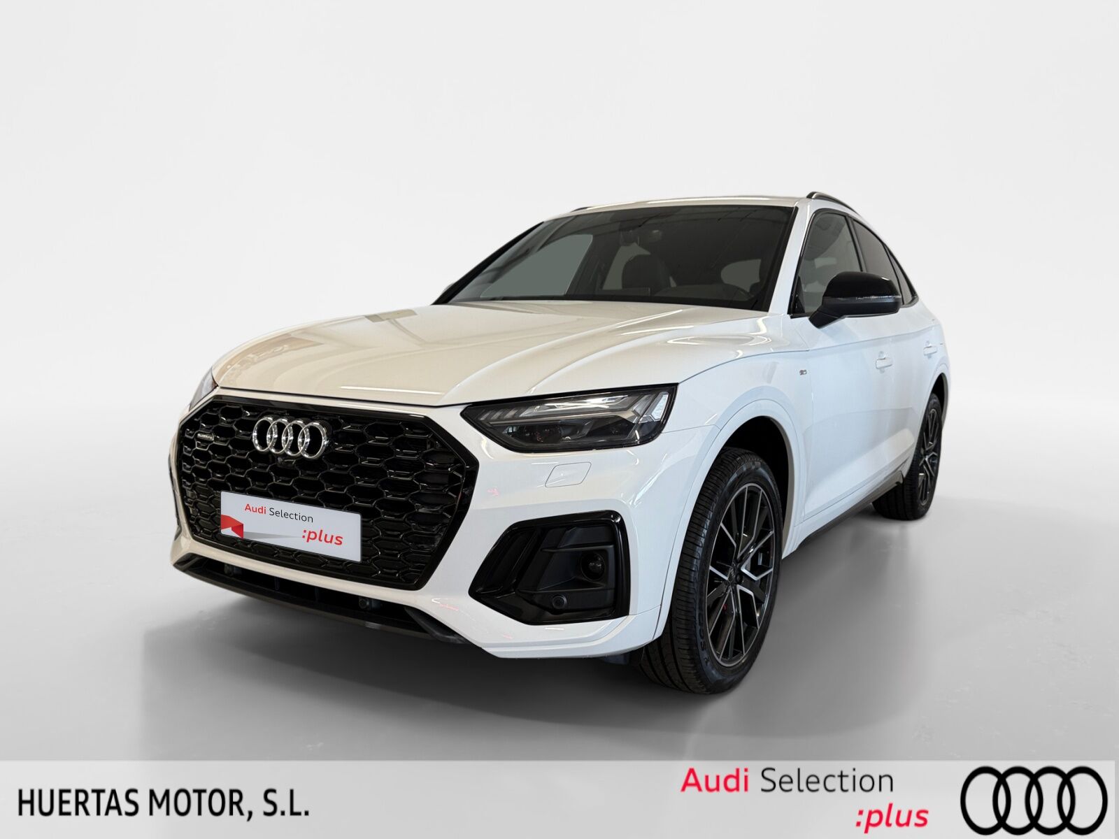 AUDI Q5 (TODOTERRENO 2.0 50 TFSI E S TRONIC QUATTRO BLACK L. 299 5P) en Mur