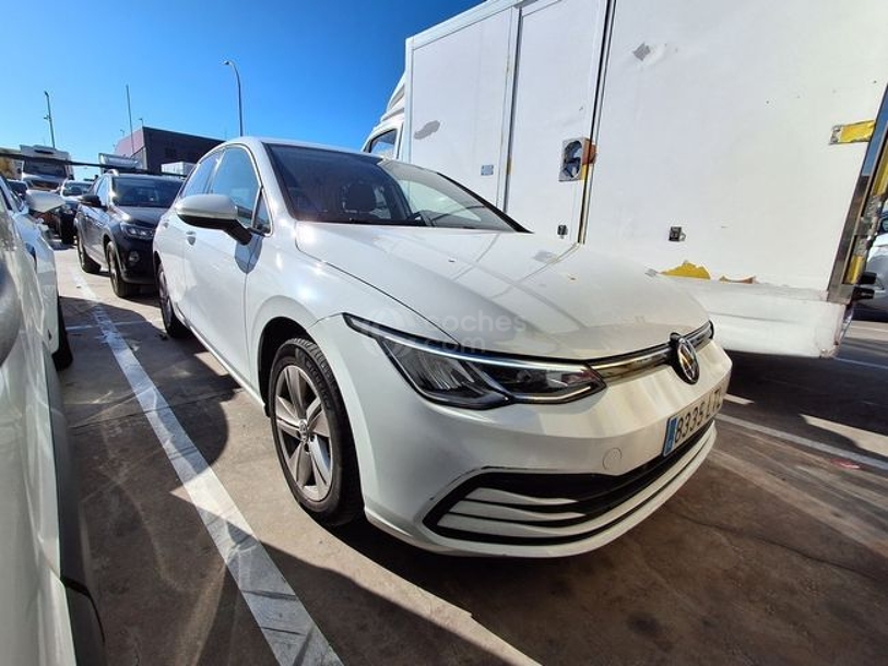Foto del VOLKSWAGEN Golf 1.0 eTSI Life DSG 81kW