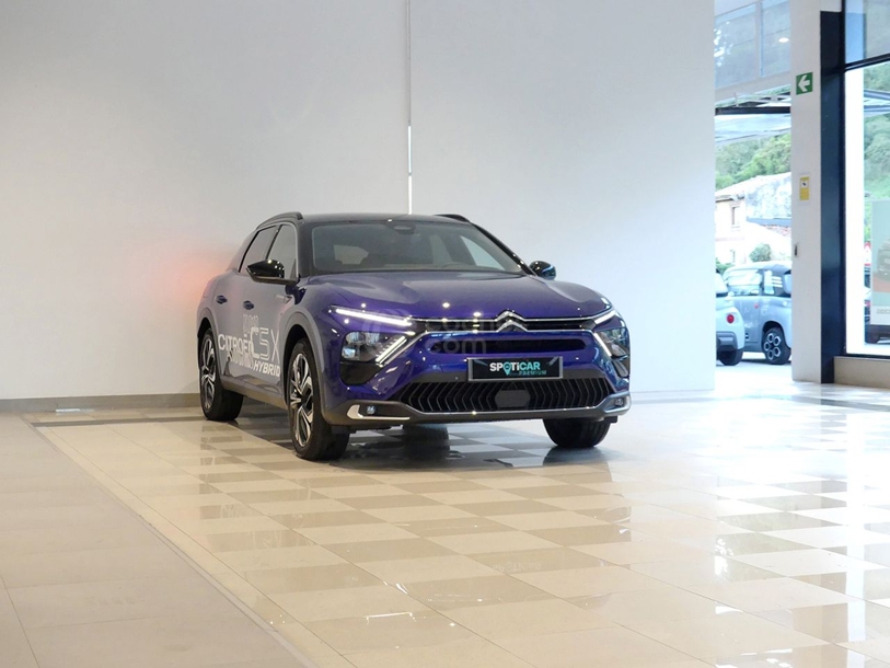 Foto del CITROEN C5 X Hybrid Shine EAT8 225