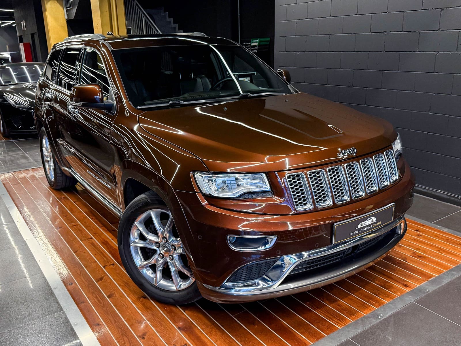 Foto del JEEP Grand Cherokee 3.0CRD Summit Aut.