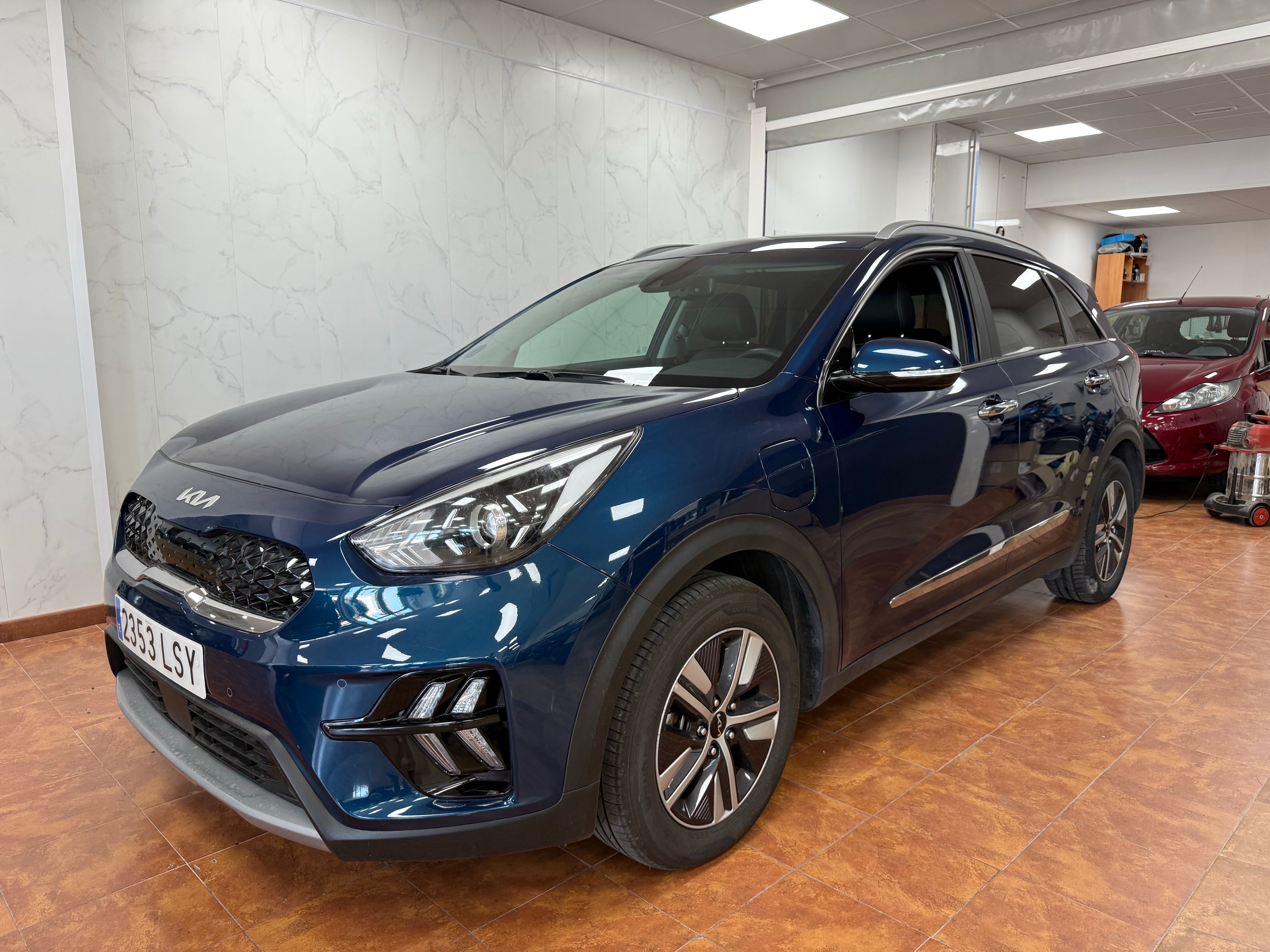 KIA Niro (1.6 GDi PHEV 104kW (141CV) Drive) en Almería