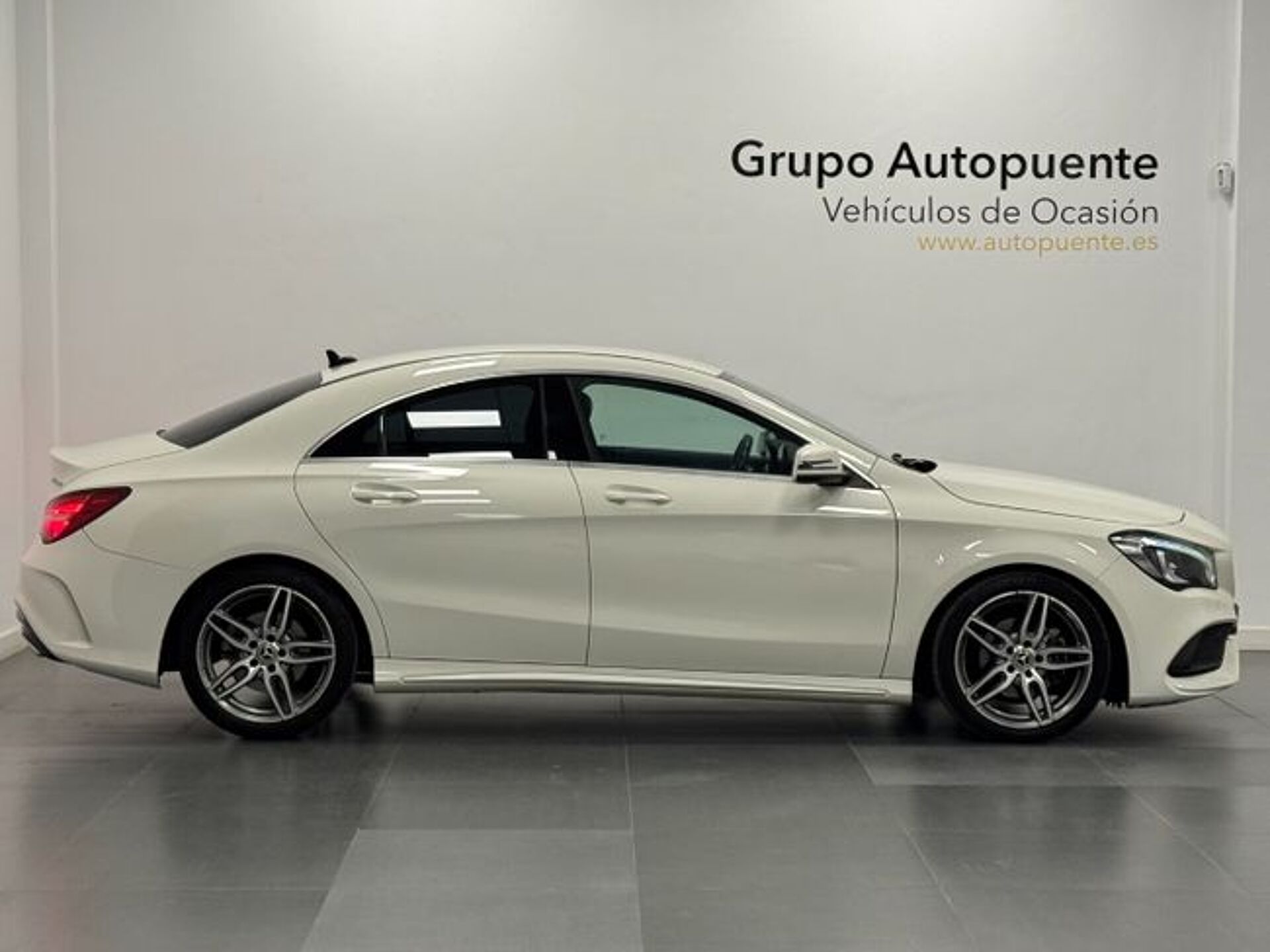 Imagen 2 de MERCEDES Clase CLA