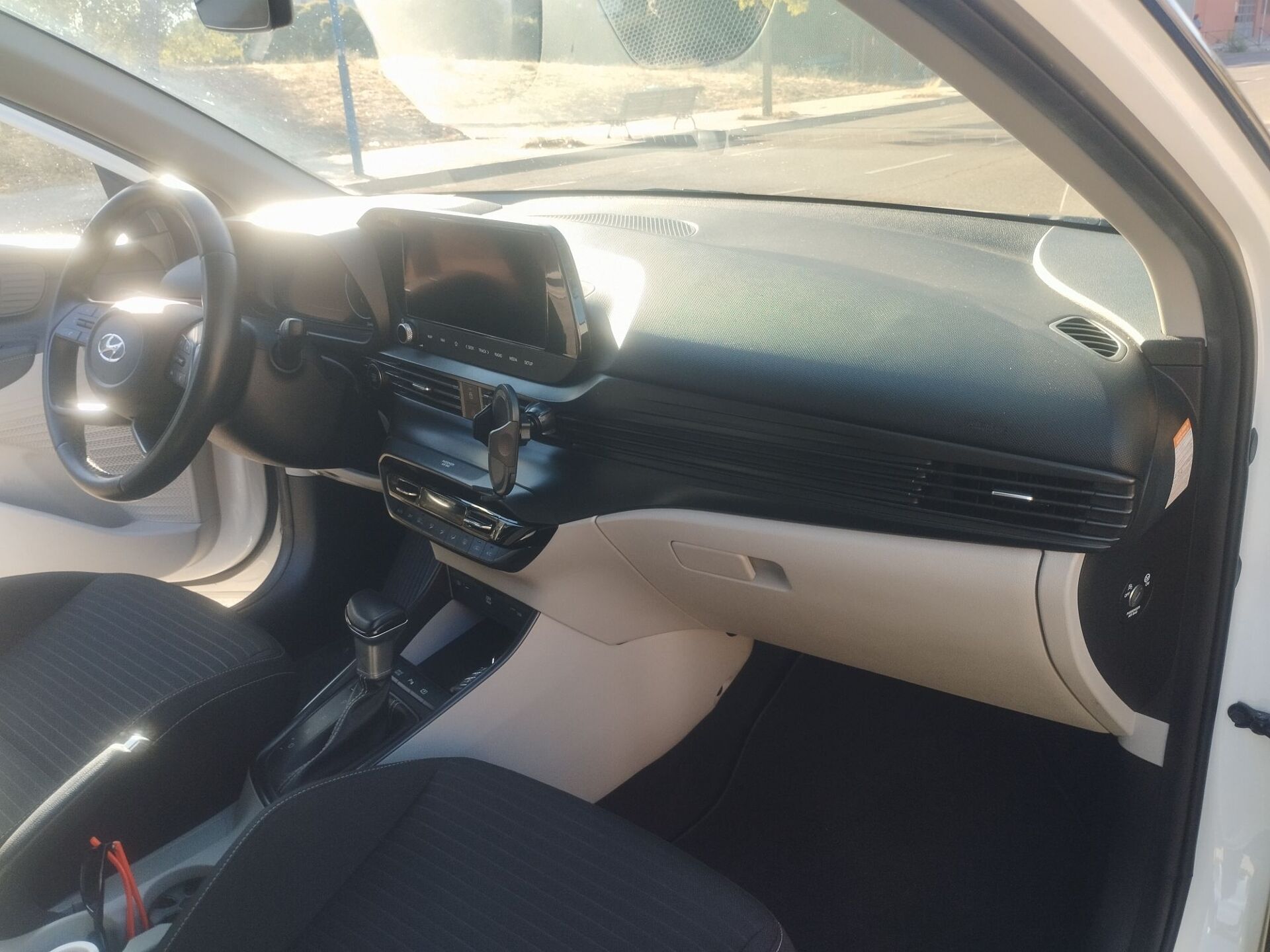 Imagen 3 de HYUNDAI i20