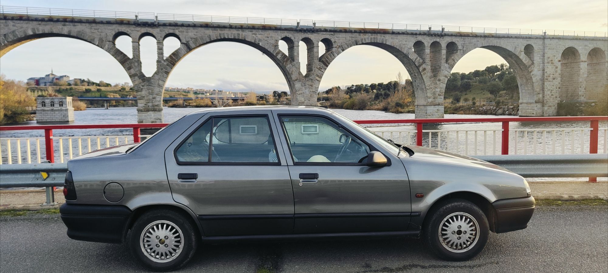 Foto del RENAULT R19 1.4 Driver