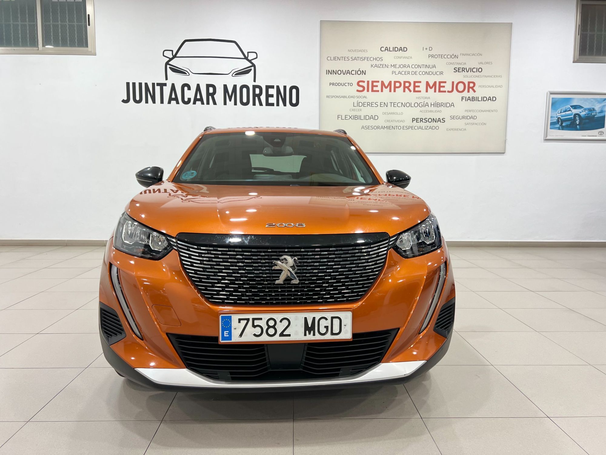PEUGEOT 2008 (1.2 PureTech S&S Allure 130) en Cádiz