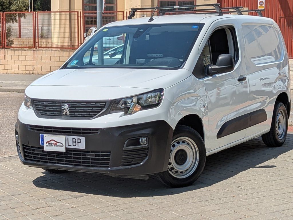 PEUGEOT Partner (1.6BlueHDI S&S Premium Standard 600kg 100) en Madrid