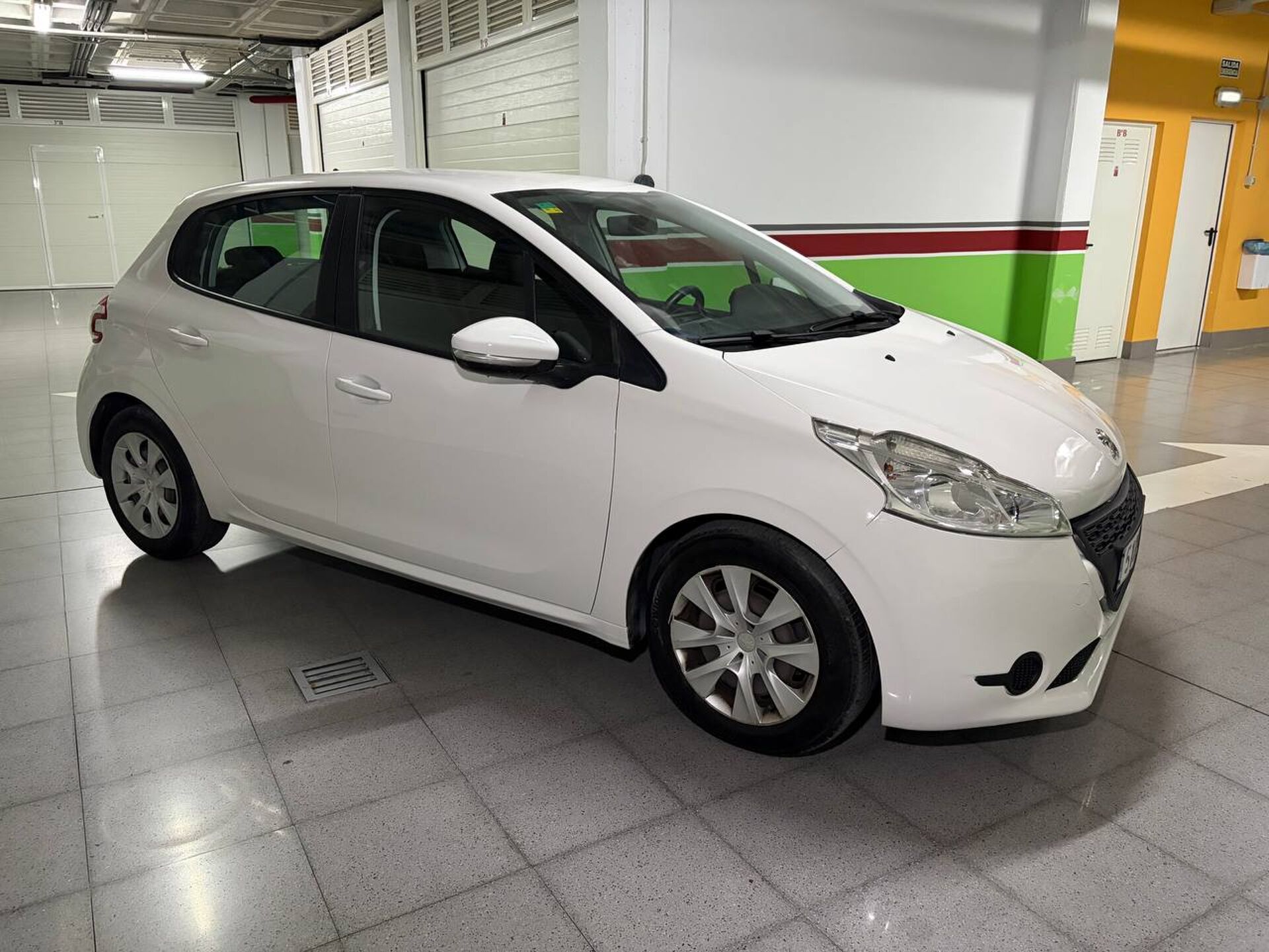 Imagen 3 de PEUGEOT 208