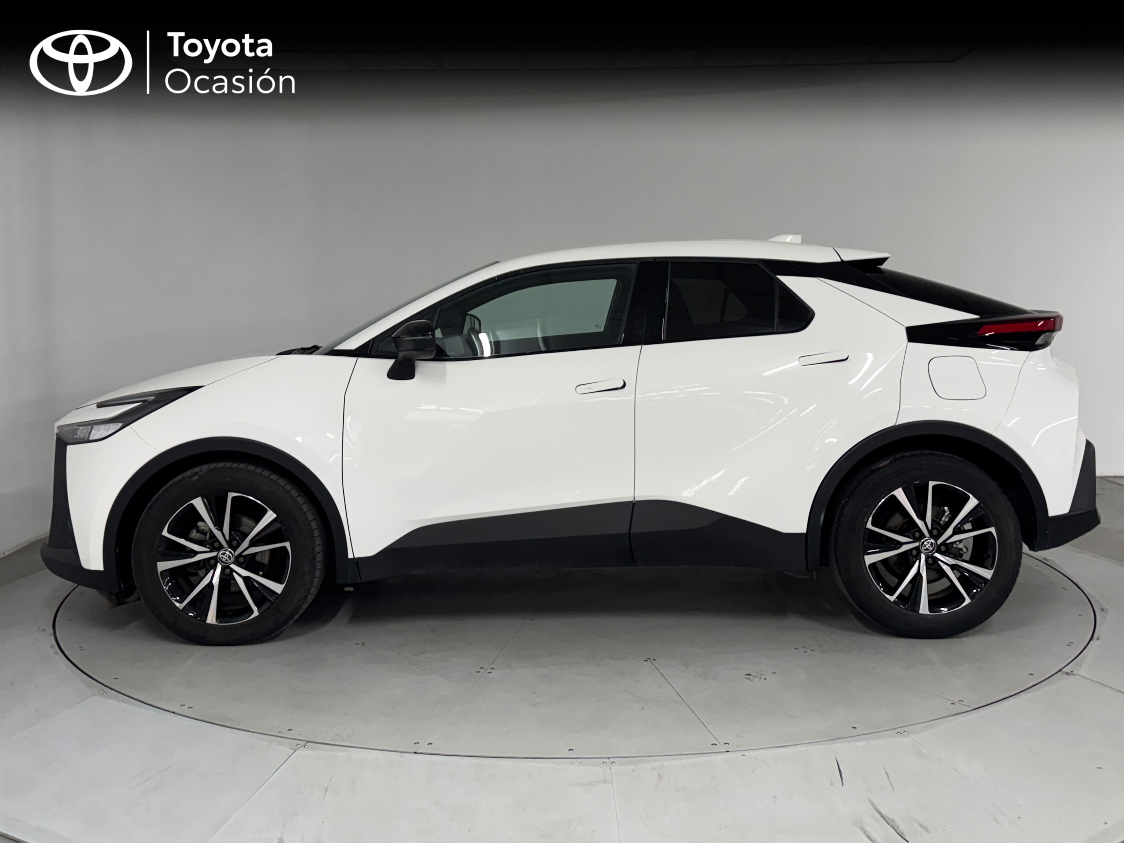 Foto del TOYOTA C-HR 140H Advance