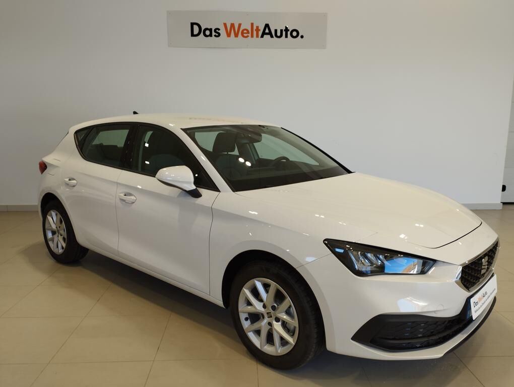 SEAT León (1.5 eTSI Style 25 Aniversario DSG 85 kW (116 CV)) en Ávila