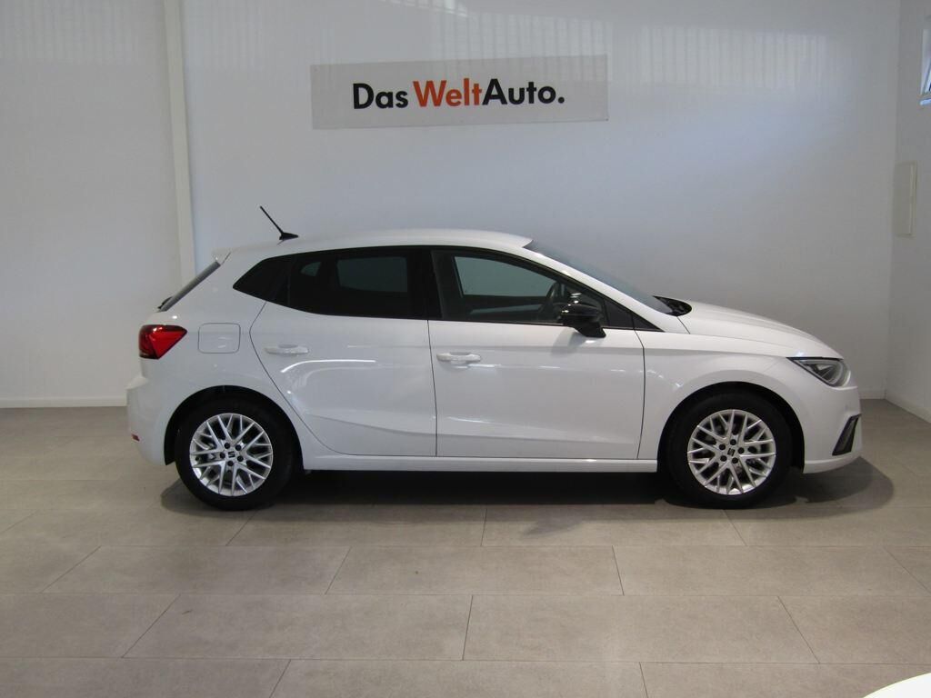 Foto del SEAT Ibiza 1.0 TSI S&S FR Salta 115