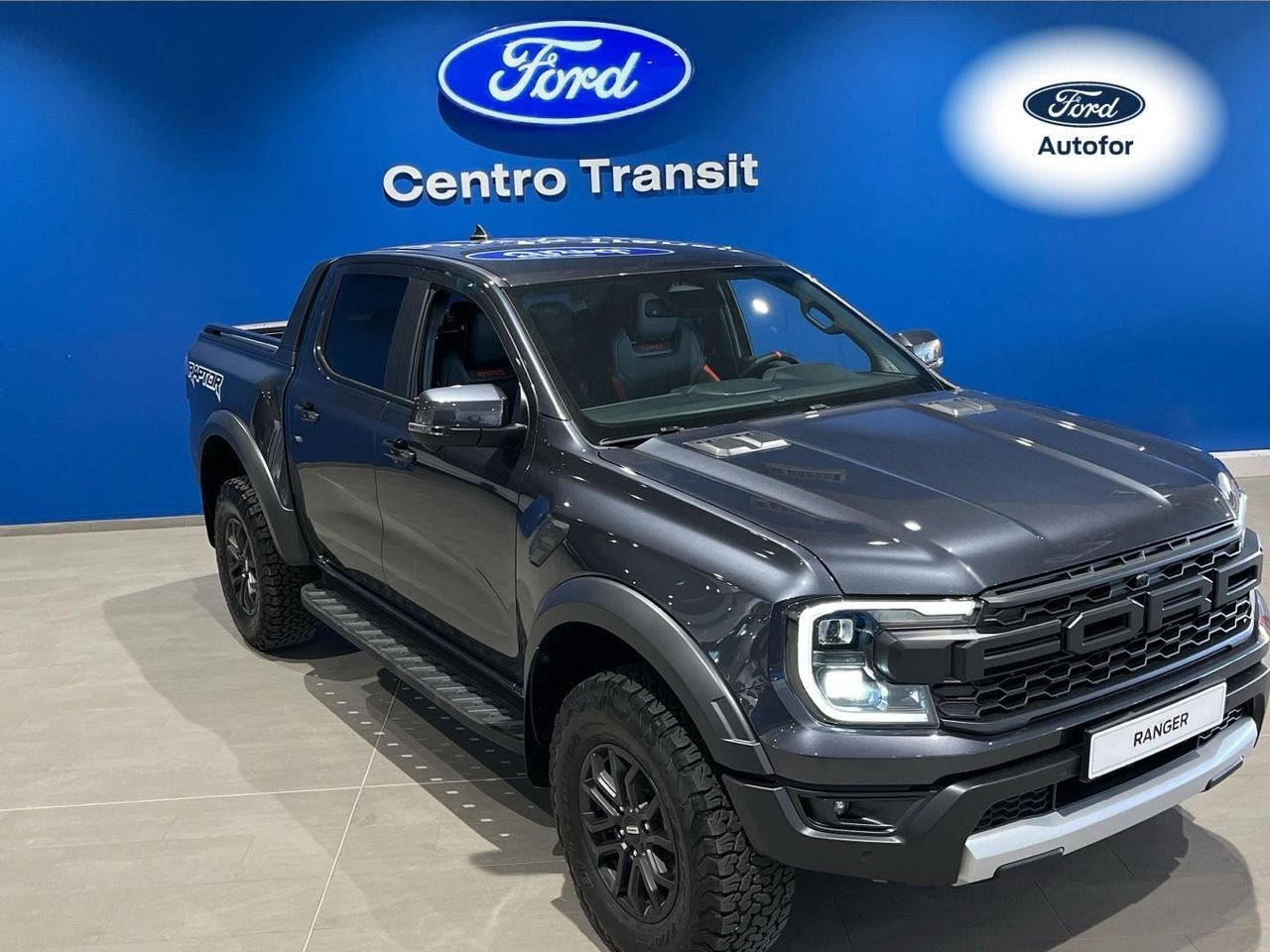 FORD Ranger (Crew Cab Pickup 2.0 EcoBlue Raptor 4x4) en Valladolid