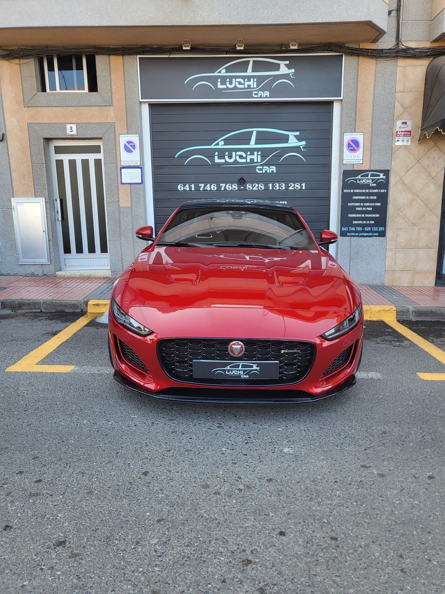 JAGUAR F-Type (Convertible 2.0 I4 R-Dynamic Aut. 300) en Palmas, Las