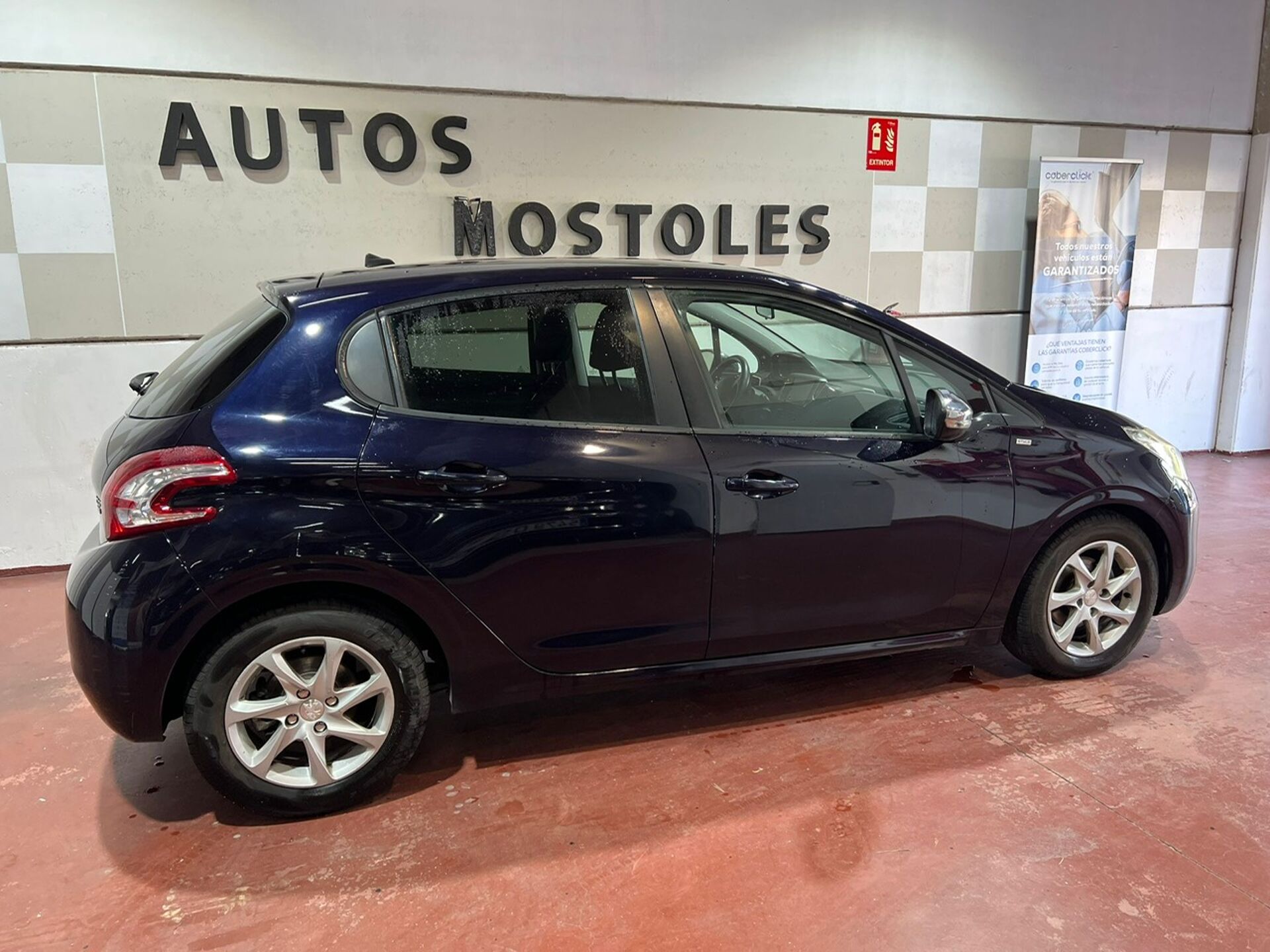 Imagen 3 de PEUGEOT 208