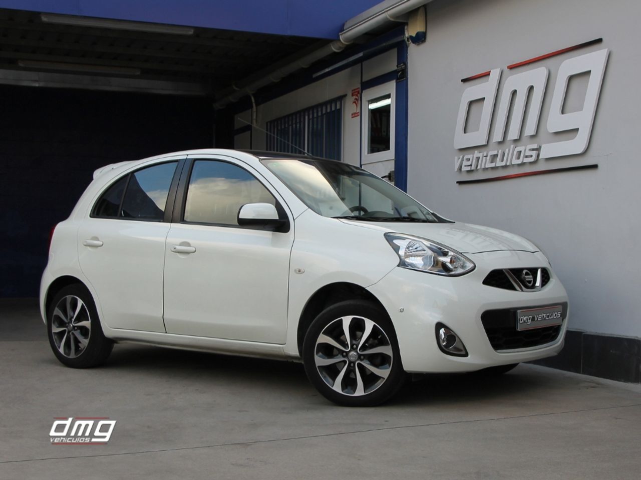 NISSAN Micra (1.2G ACENTA 80 Cv 5p.) en Barcelona