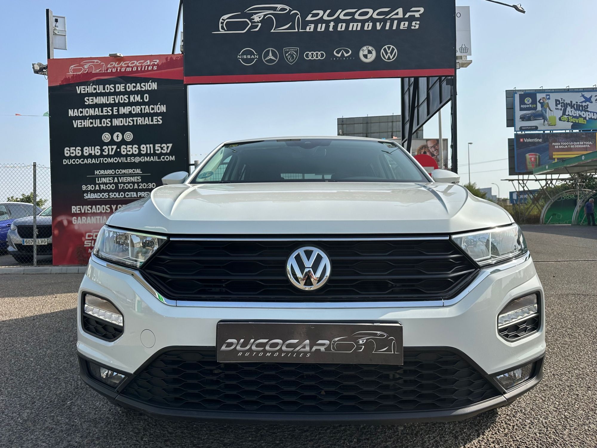 VOLKSWAGEN T-Roc (1.6TDI Edition) en Sevilla