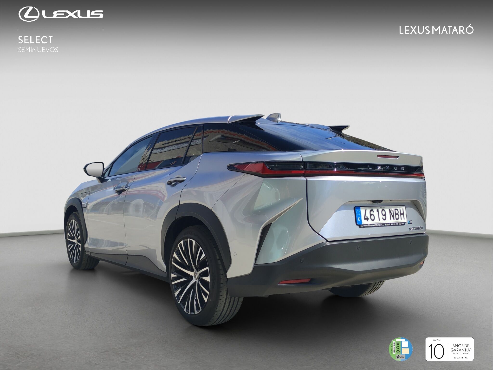 Foto del LEXUS RZ 300e e-Business