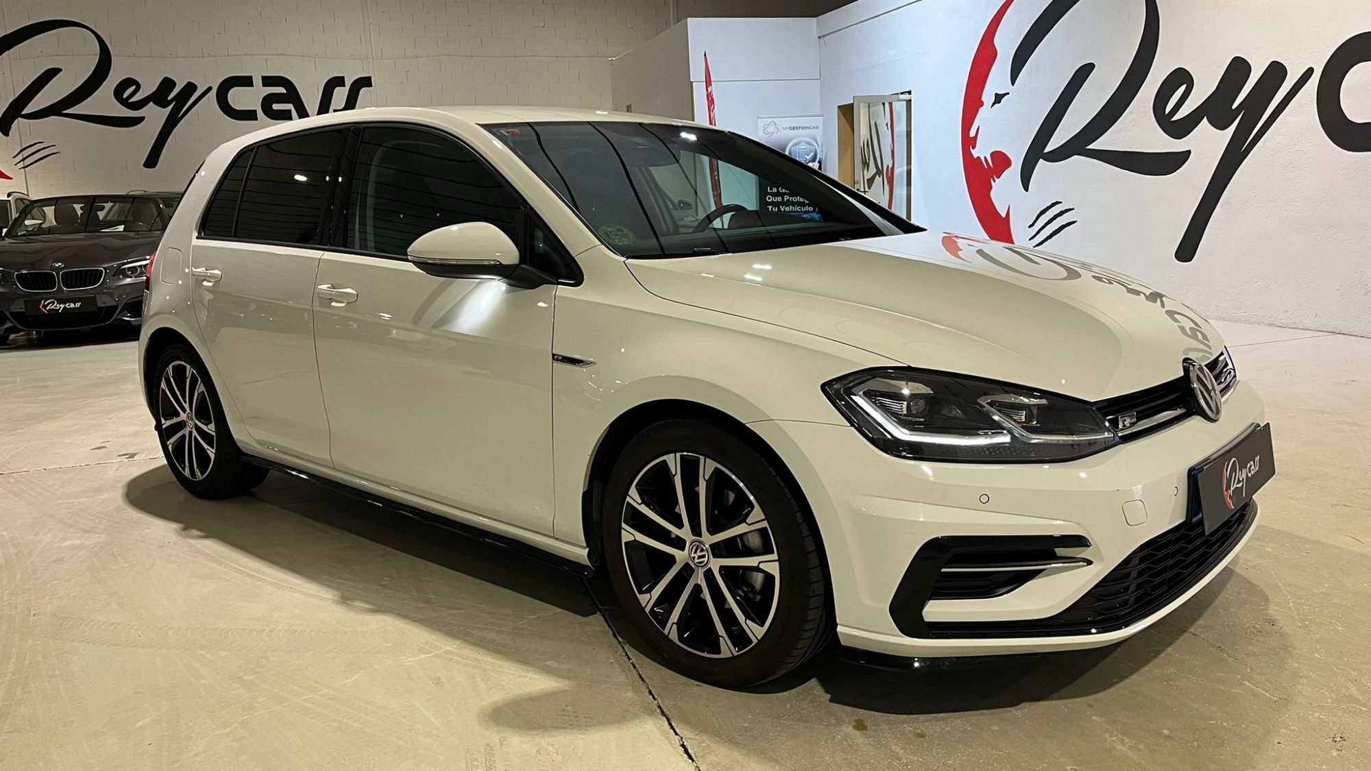 VOLKSWAGEN Golf (2.0TDI Advance DSG7 110kW) en Ciudad Real