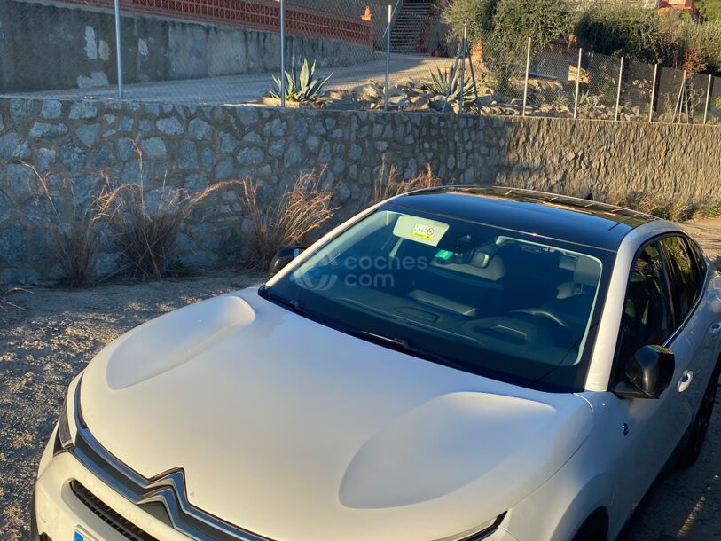 Foto del CITROEN C4 X Eléctrico Shine 100kW