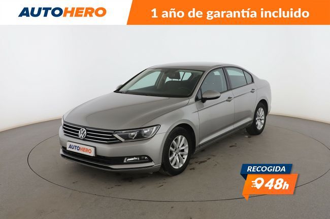 VOLKSWAGEN Passat (1.6 TDI Edition BlueMotion) en Madrid