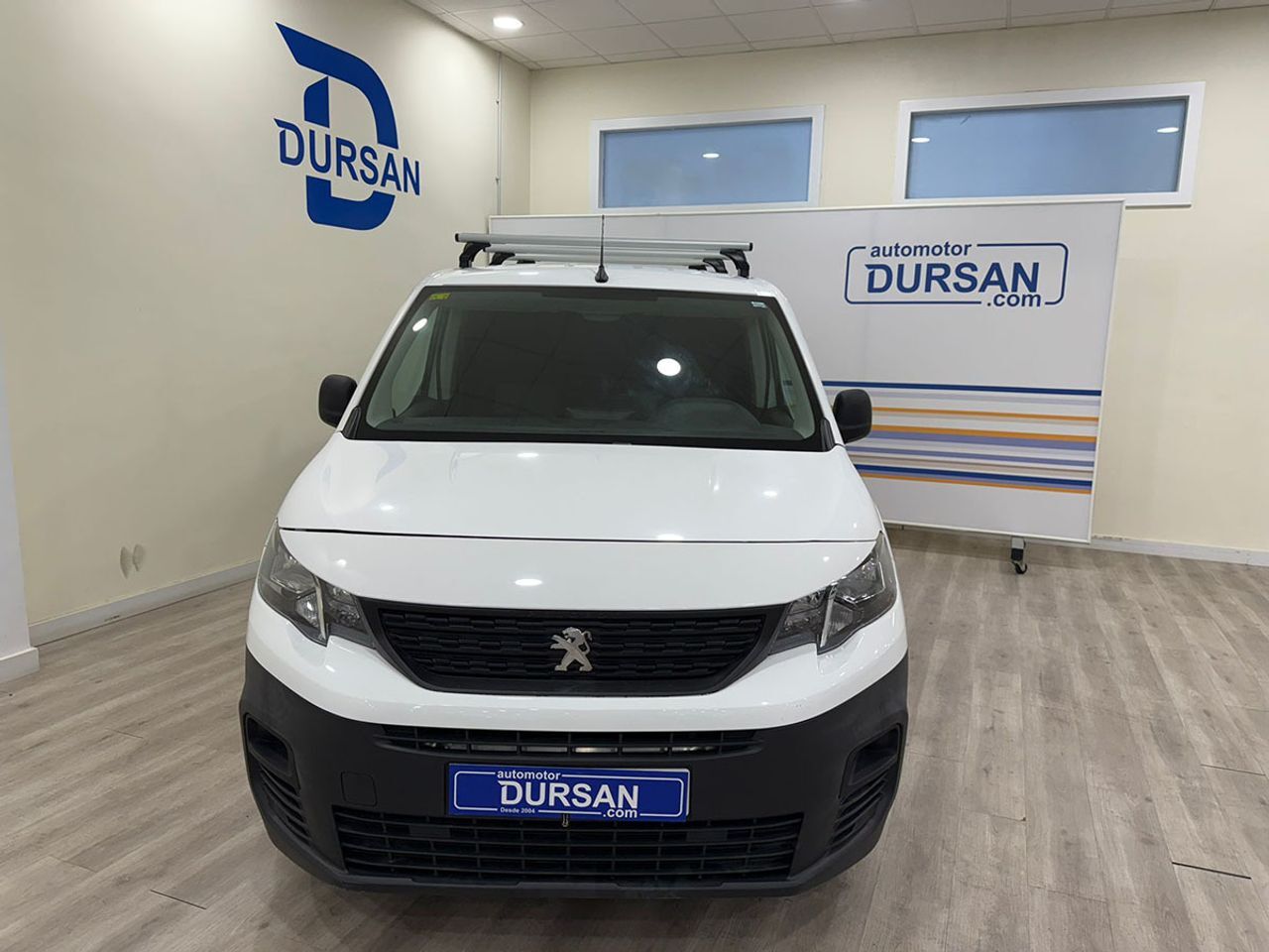 Foto del PEUGEOT Partner 1.6BlueHDI Pro Standard 1000kg 75