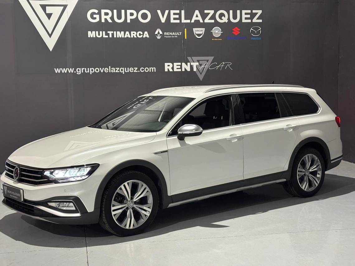 VOLKSWAGEN Passat (2.0 TDI 140kW (190CV) 4Mot DSG Alltrack) en Sevilla