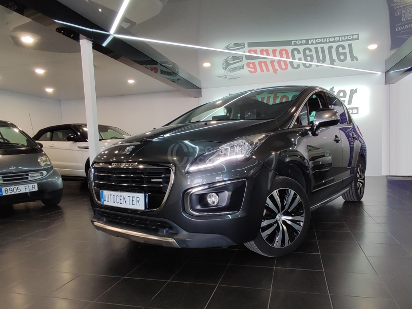 Foto del PEUGEOT 3008 HYbrid4