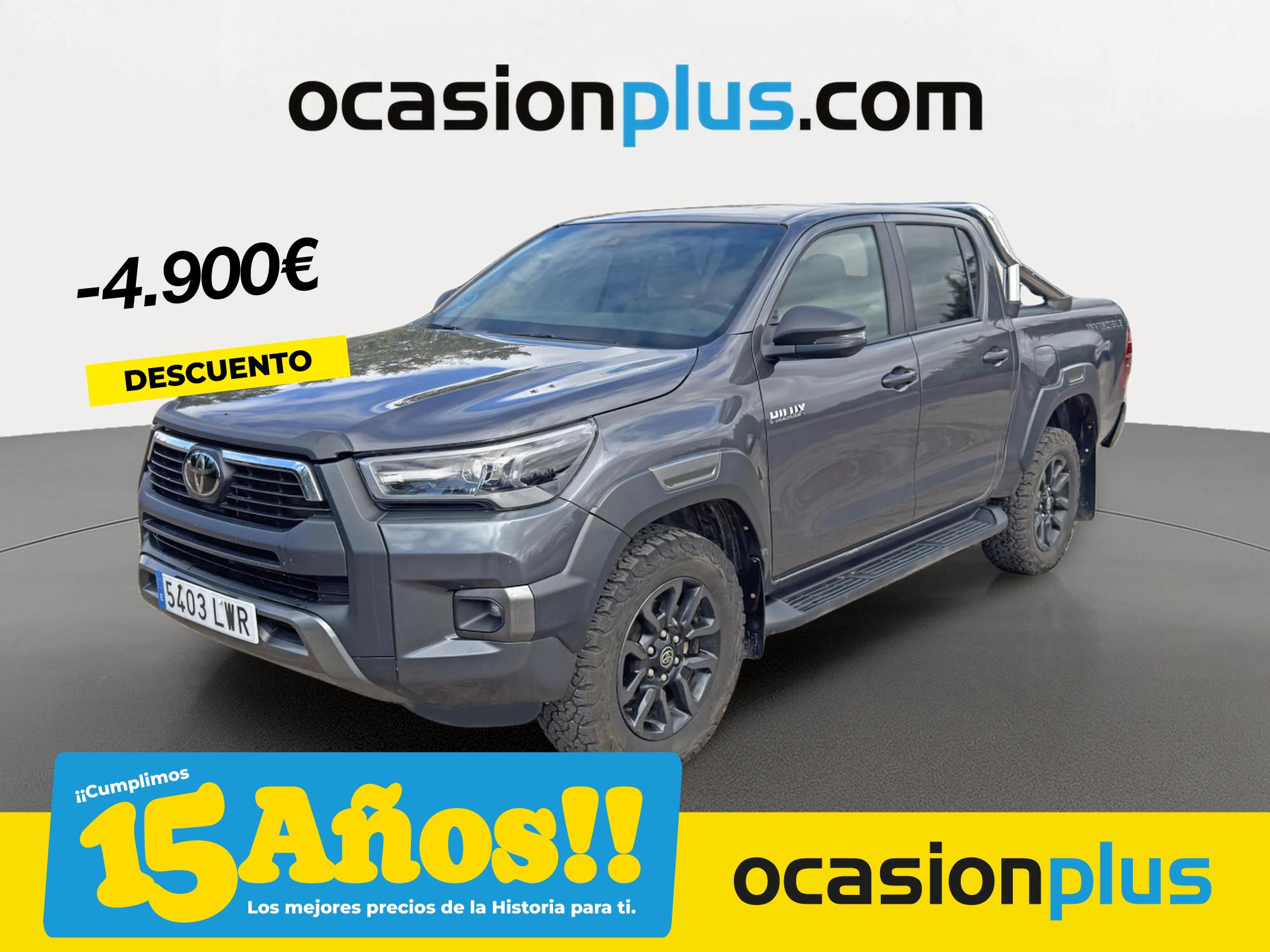TOYOTA Hilux (2.8 D-4D C. Doble Invincible A/T 150 kW (204 CV)) en Madrid