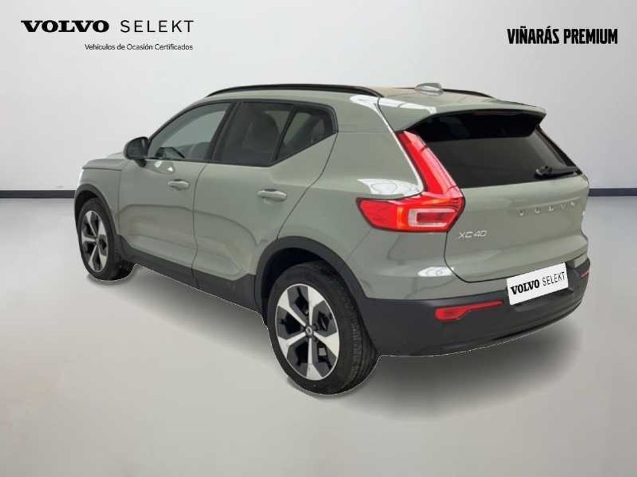 Foto del VOLVO XC40 T2 Plus Dark Aut.