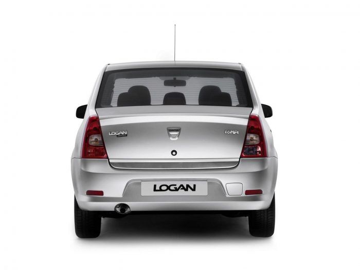 Dacia Logan 2009 trasera