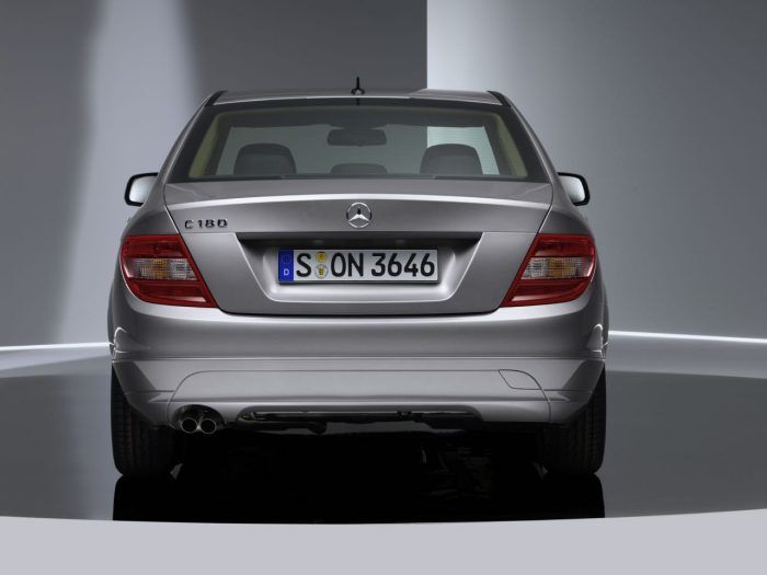 Mercedes Clase C 2007 10 700x525