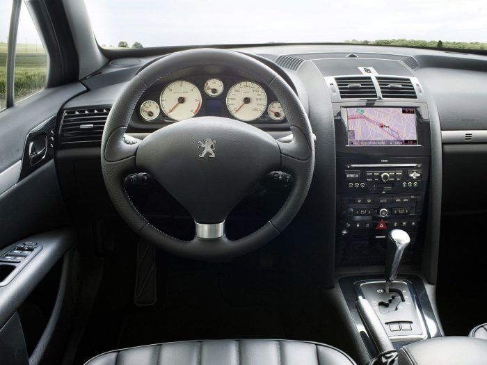 Peugeot 407 2008 Interior 1 700x525
