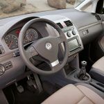 Volkswagen Touran 2006 Interior 1 150x150