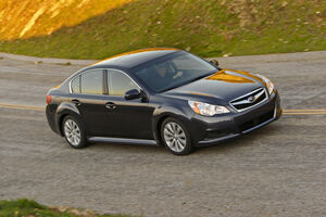 Subaru Legacy lateral