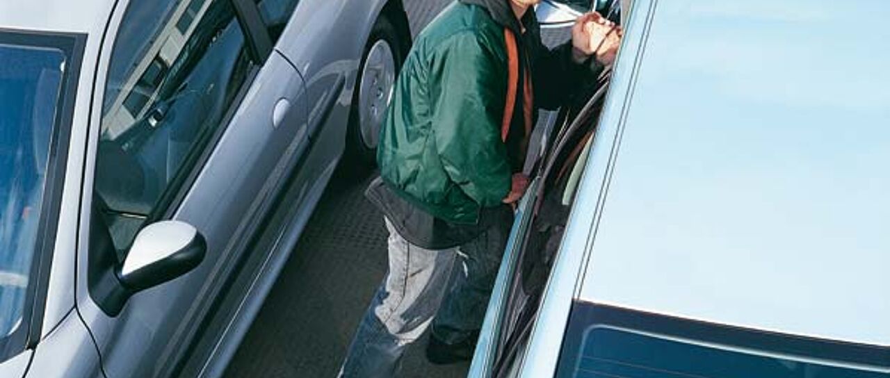 Todas las noticias de coches en un solo portal: Pruebas, fotos, vídeos, informes...