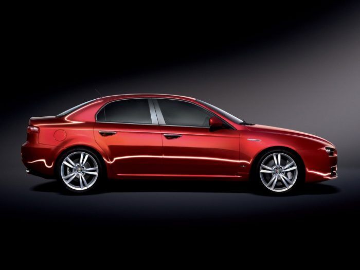 Alfa Romeo 159 2008 9 700x525