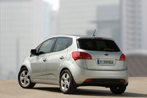 Kia Venga 02 300x200