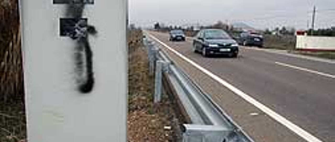 Todas las noticias de coches en un solo portal: Pruebas, fotos, vídeos, informes...