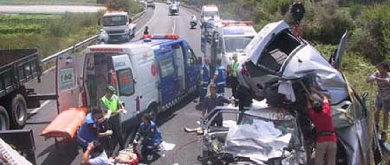 Todas las noticias de coches en un solo portal: Pruebas, fotos, vídeos, informes...