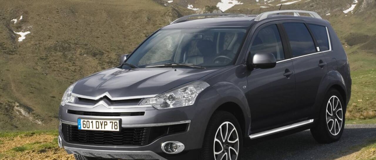Todas las noticias de coches en un solo portal: Pruebas, fotos, vídeos, informes...