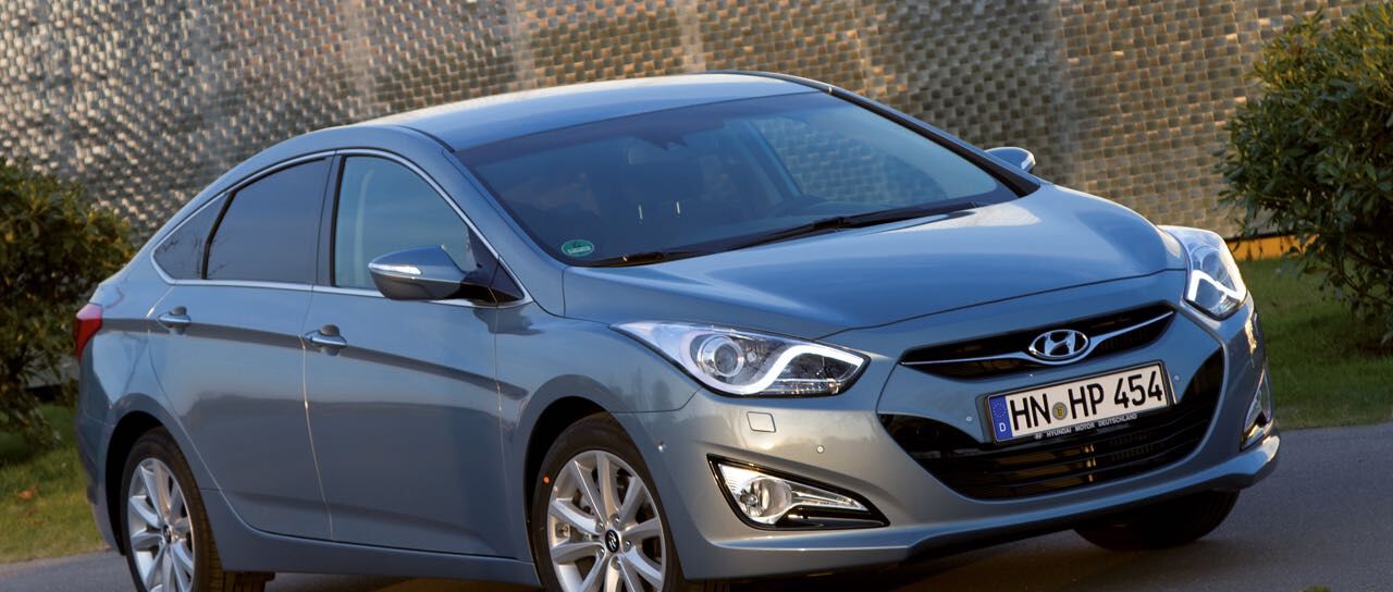 Todas las noticias de coches en un solo portal: Pruebas, fotos, vídeos, informes...