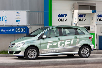 Mercedes-Benz Clase B F-CELL, hidrógeno y litio
