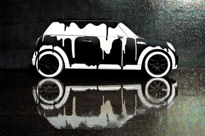 MINI publica un libro muy original