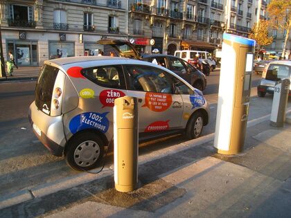 París prepara su red de vehículos eléctricos