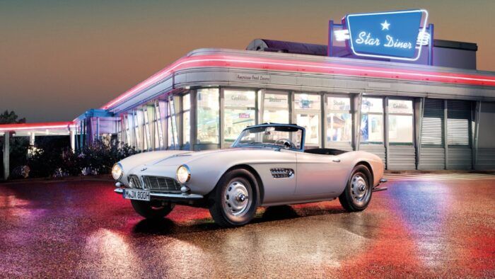 BMW Historia 12 700x394