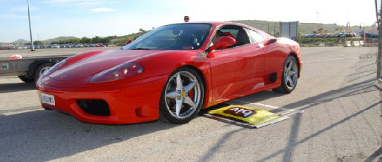 Todas las noticias de coches en un solo portal: Pruebas, fotos, vídeos, informes...