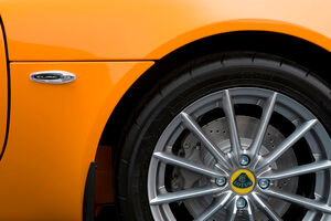 Lotus Elise 07 300x200