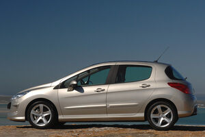 Peugeot 308 04 300x200